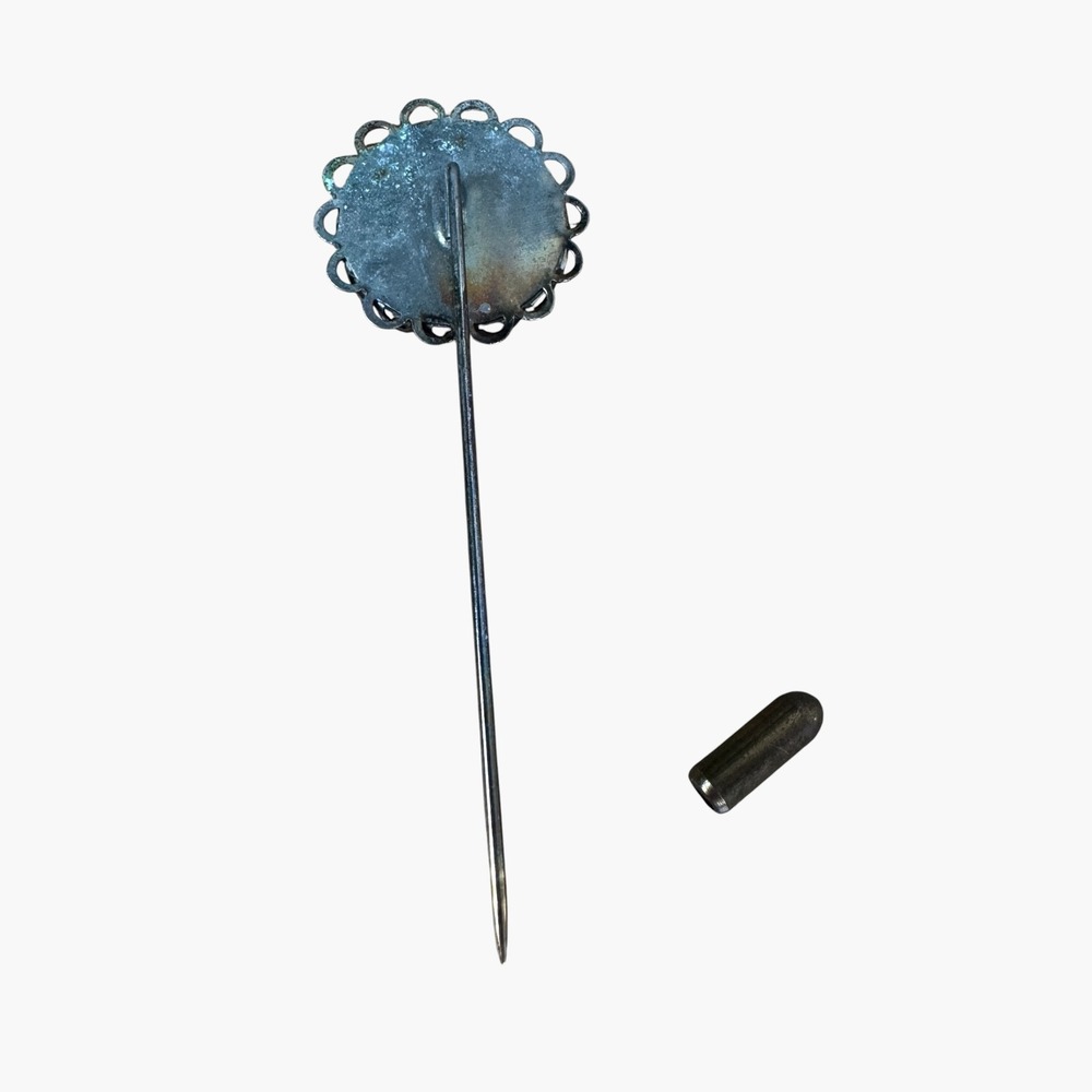 Vintage Strawberry Cross Stitch Stick Pin Brooch Scalloped Metal Cottagecore - Picture 5 of 5